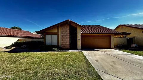 4785 E Kiva St, Phoenix, AZ 85044