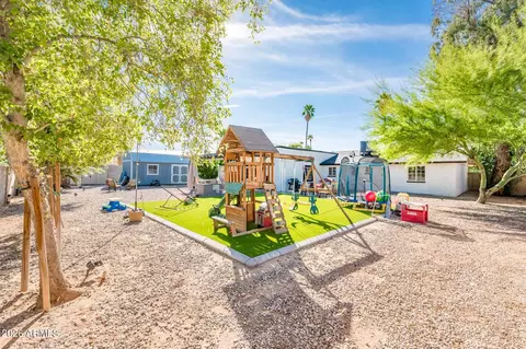 Exterior - 4138 E Villa Maria Dr, Phoenix, AZ 85032 photo 8 of 14