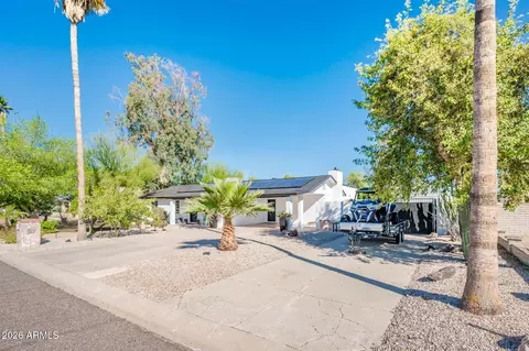 Exterior - 4138 E Villa Maria Dr, Phoenix, AZ 85032 photo 3 of 14