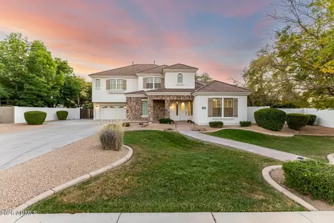 851 E Desert Inn Dr, Chandler, AZ 85249