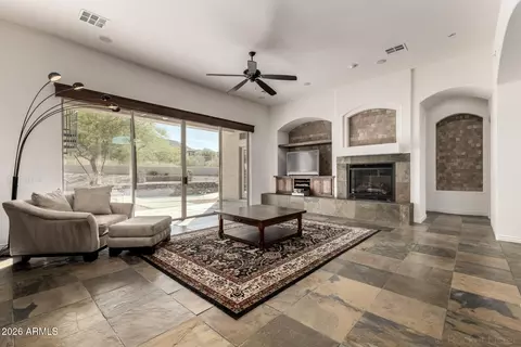 Living - 10312 S 16th Dr, Phoenix, AZ 85041 photo 1 of 3