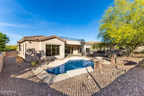 Exterior - 10312 S 16th Dr, Phoenix, AZ 85041 photo 14 of 16