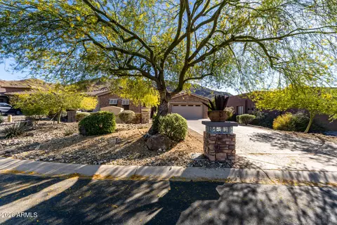 Exterior - 10312 S 16th Dr, Phoenix, AZ 85041 photo 3 of 16