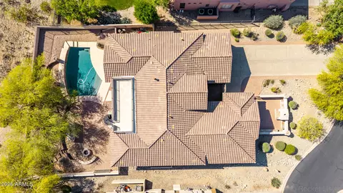 View/Area - 10312 S 16th Dr, Phoenix, AZ 85041 photo 4 of 10