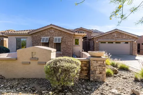 Exterior - 10312 S 16th Dr, Phoenix, AZ 85041 photo 2 of 16