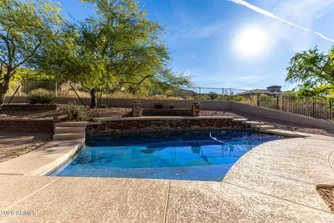 Exterior - 10312 S 16th Dr, Phoenix, AZ 85041 photo 12 of 16