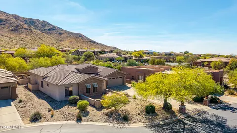 Exterior - 10312 S 16th Dr, Phoenix, AZ 85041 photo 15 of 16