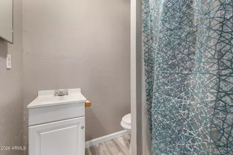 Bath - 449 S Gold Dr, Apache Junction, AZ 85120 photo 1 of 2