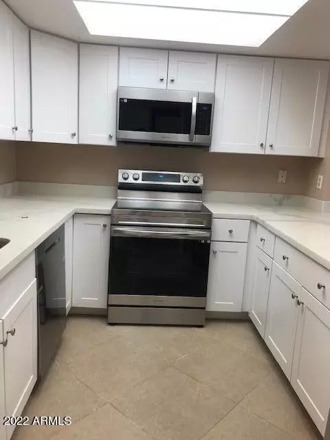 214 E Ruth Ave #307, Phoenix, AZ 85020