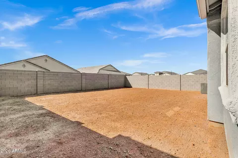 Exterior - 2939 W Shanley Ave, Apache Junction, AZ 85120 photo 6 of 8