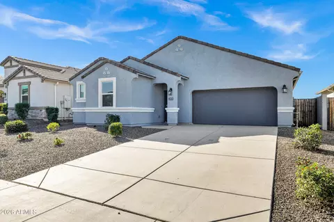 Exterior - 2939 W Shanley Ave, Apache Junction, AZ 85120 photo 3 of 8