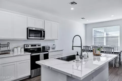 Kitchen - 2939 W Shanley Ave, Apache Junction, AZ 85120 photo 3 of 6
