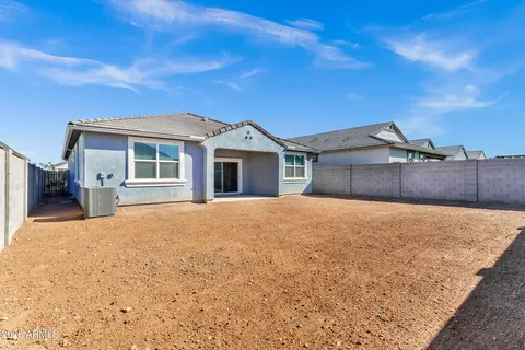 Exterior - 2939 W Shanley Ave, Apache Junction, AZ 85120 photo 4 of 8