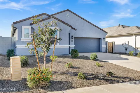 Exterior - 2939 W Shanley Ave, Apache Junction, AZ 85120 photo 2 of 8