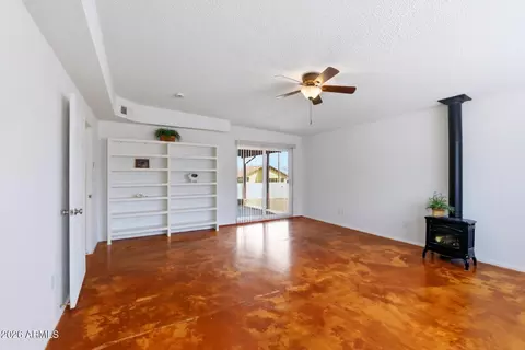 Living - 8049 S High Rd, Hereford, AZ 85615 photo 6 of 7