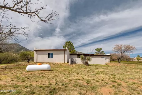 Exterior - 8049 S High Rd, Hereford, AZ 85615 photo 6 of 7