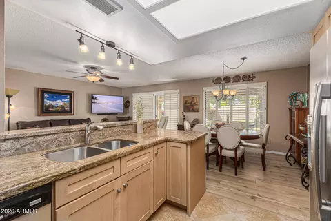 19122 N 98th Ln, Peoria, AZ 85382