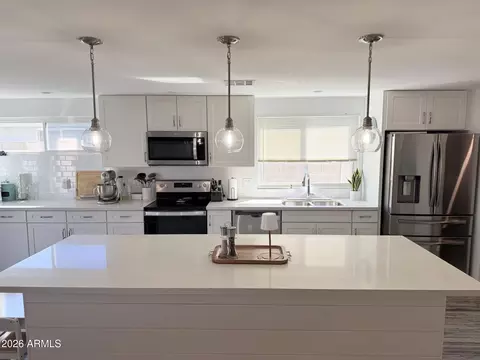 1706 W Palomino Dr, Chandler, AZ 85224