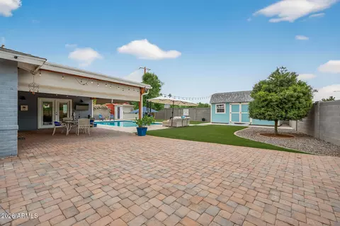 Exterior - 5627 N 12th Ave, Phoenix, AZ 85013 photo 11 of 14