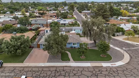 View/Area - 5627 N 12th Ave, Phoenix, AZ 85013 photo 1 of 3