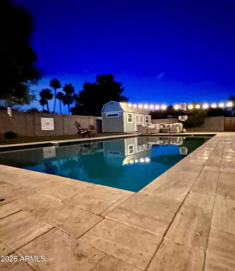 Exterior - 5627 N 12th Ave, Phoenix, AZ 85013 photo 6 of 14