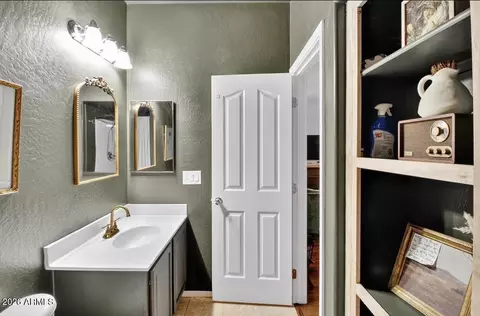 Bath - 3081 E Camellia Dr, Gilbert, AZ 85296 photo 2 of 2