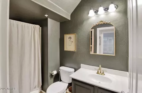 Bath - 3081 E Camellia Dr, Gilbert, AZ 85296 photo 1 of 2