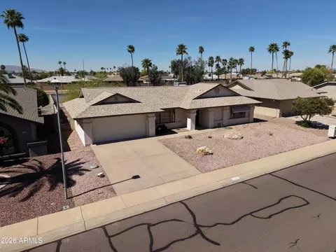 17218 N Desert Glen Dr, Sun City West, AZ 85375