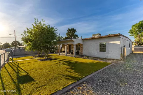 2626 W Northview Ave, Phoenix, AZ 85051