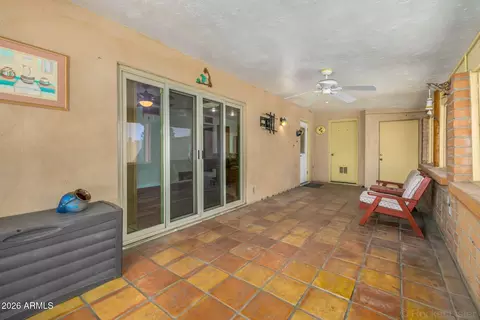 Exterior - 1202 E Alice Ave, Phoenix, AZ 85020 photo 6 of 12