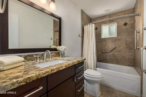 Bath - 1202 E Alice Ave, Phoenix, AZ 85020 photo 1 of 3