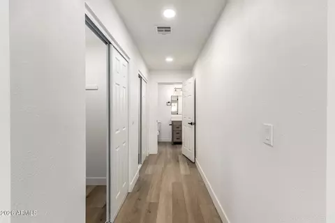 Entry Way - 335 W Vineyard Rd, Phoenix, AZ 85041 photo 3 of 3