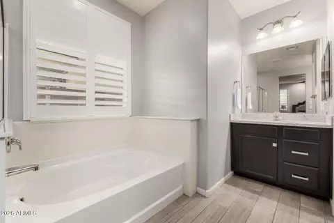 Bath - 10529 E Durant Dr, Mesa, AZ 85212 photo 2 of 6