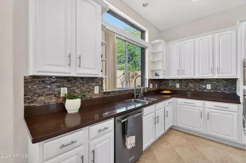 Kitchen - 7538 E Tyndall Cir, Mesa, AZ 85207 photo 8 of 8