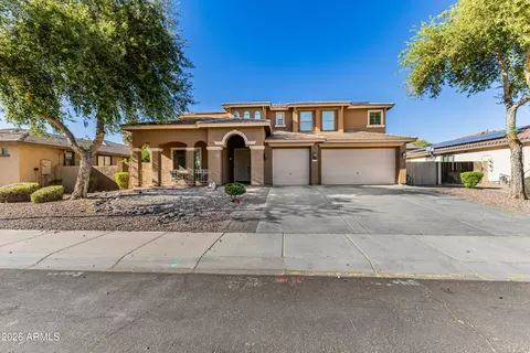 15320 W Coolidge St, Goodyear, AZ 85395