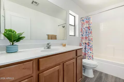 Bath - 3784 E Chickadee Rd, Gilbert, AZ 85297 photo 4 of 5