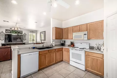 Kitchen - 9628 E Monte Ave, Mesa, AZ 85209 photo 2 of 2