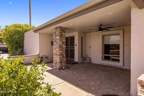 Exterior - 312 E Brook Hollow Dr, Phoenix, AZ 85022 photo 8 of 10