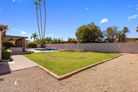 Exterior - 312 E Brook Hollow Dr, Phoenix, AZ 85022 photo 6 of 10