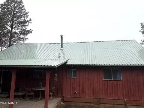 Exterior - 3130 Aspen Rd, Overgaard, AZ 85933 photo 7 of 11