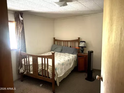 Bedroom - 3130 Aspen Rd, Overgaard, AZ 85933 photo 3 of 3