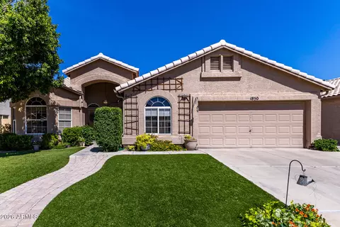 1850 W Desert Ln, Gilbert, AZ 85233