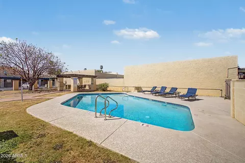 Exterior - 2225 E Catalina Dr, Phoenix, AZ 85016 photo 7 of 12