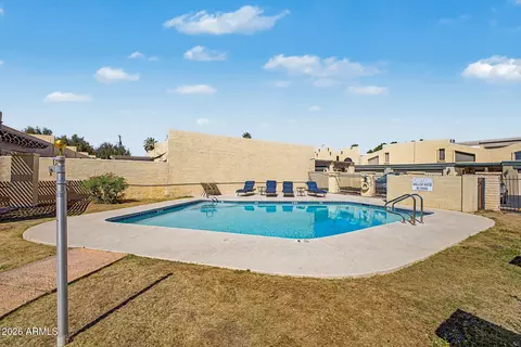 Exterior - 2225 E Catalina Dr, Phoenix, AZ 85016 photo 10 of 12