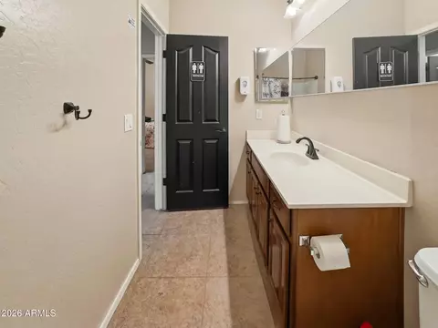 Bath - 2925 E Andre Ave, Gilbert, AZ 85298 photo 4 of 5