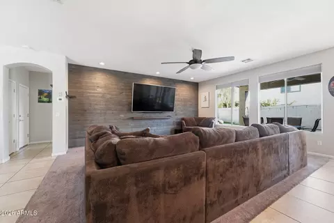 Living - 3273 E Fairview St, Gilbert, AZ 85295 photo 4 of 5