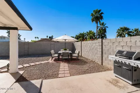 Exterior - 1921 E Gemini Dr, Tempe, AZ 85283 photo 2 of 5