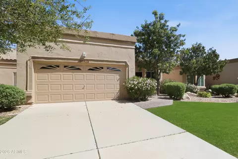 19019 N 83rd Ln, Peoria, AZ 85382