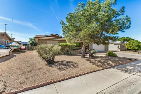 Exterior - 1745 W 13th Ave, Apache Junction, AZ 85120 photo 2 of 10