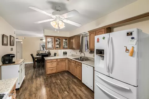 Kitchen - 1745 W 13th Ave, Apache Junction, AZ 85120 photo 1 of 3